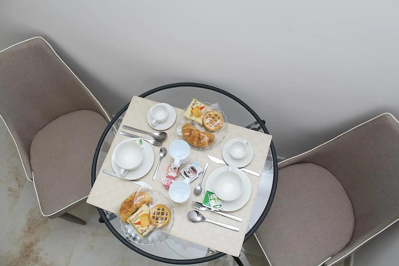 Antonietta De Pace Rooms By Napoli Milionaria B&B 3*, Naples Italy